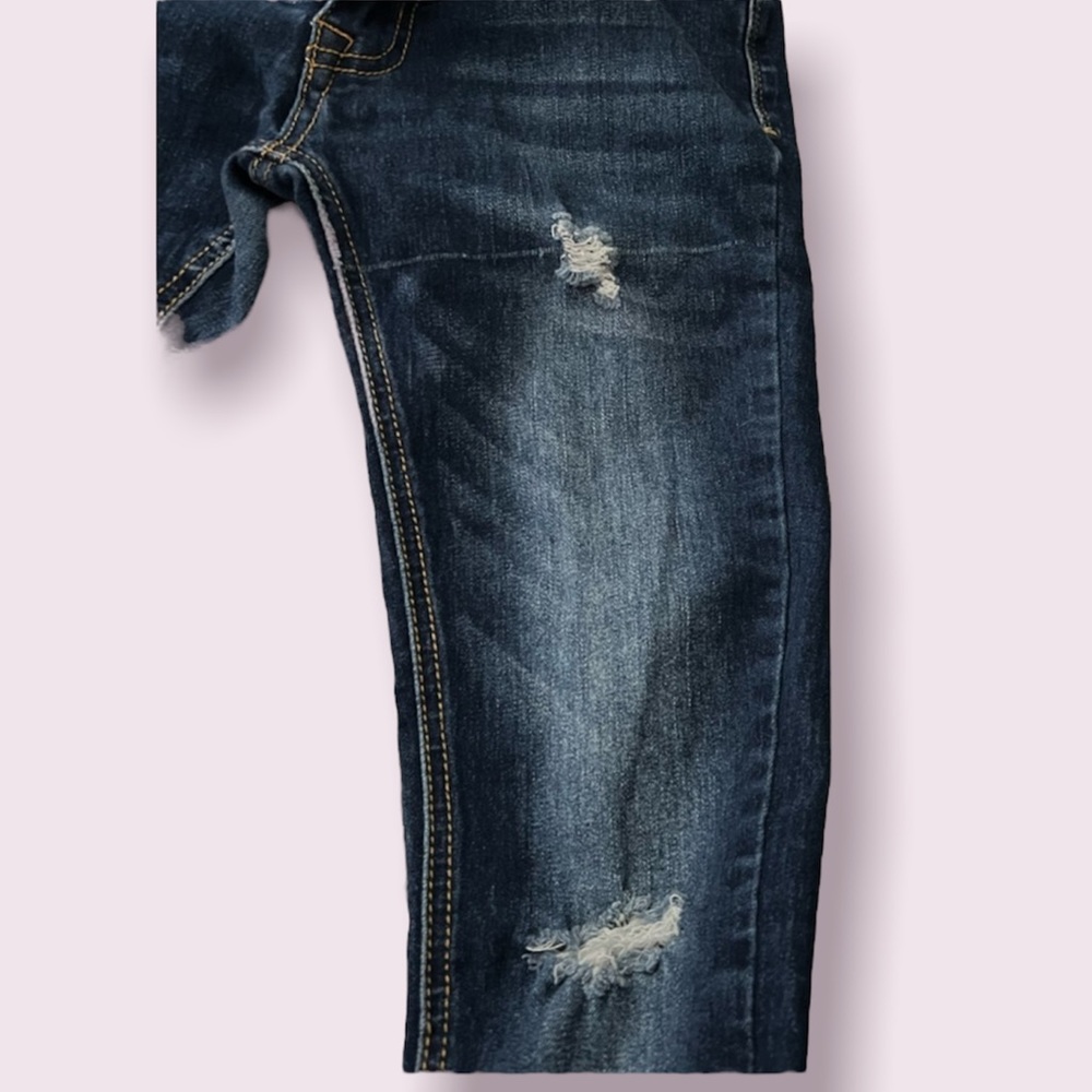 Ripped jeans/capris